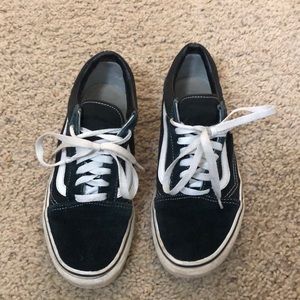 Black classic vans!